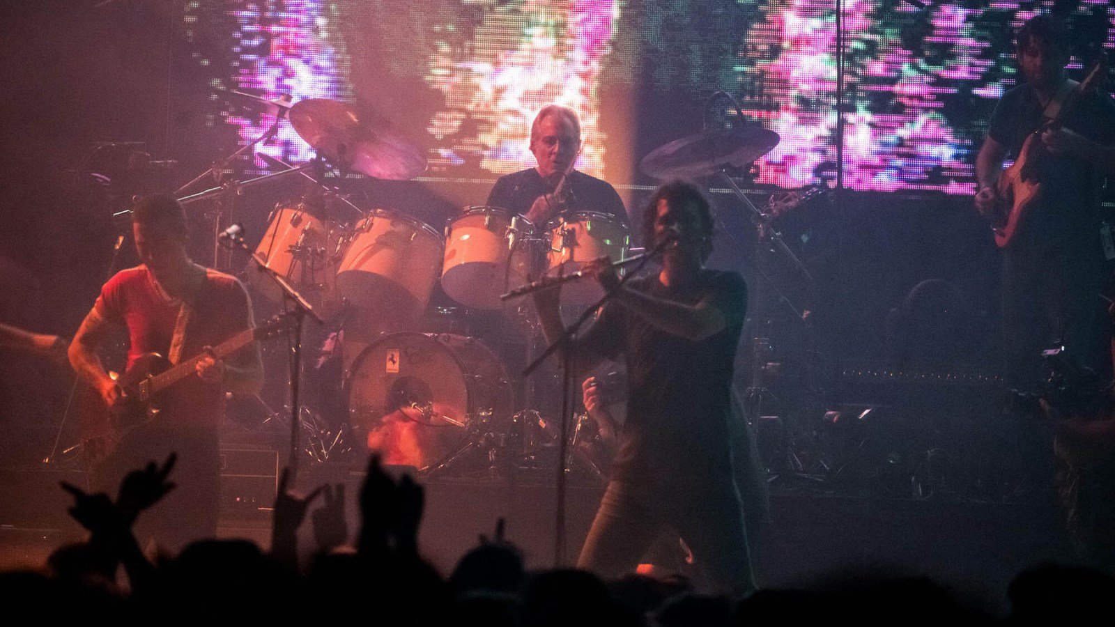 See King Gizzard and the Lizard Wizard Bring Out Max Weinberg at Queens Show