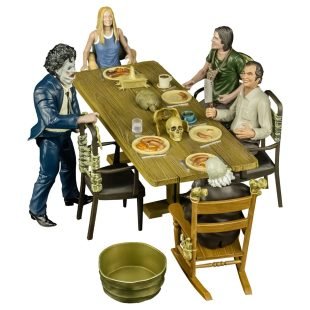 DO YOU SMELL BBQ? TRICK OR TREAT STUDIOS UNVEILS MULTI-PIECE THE TEXAS CHAINSAW MASSACRE DINNER SCENE PLAYSET