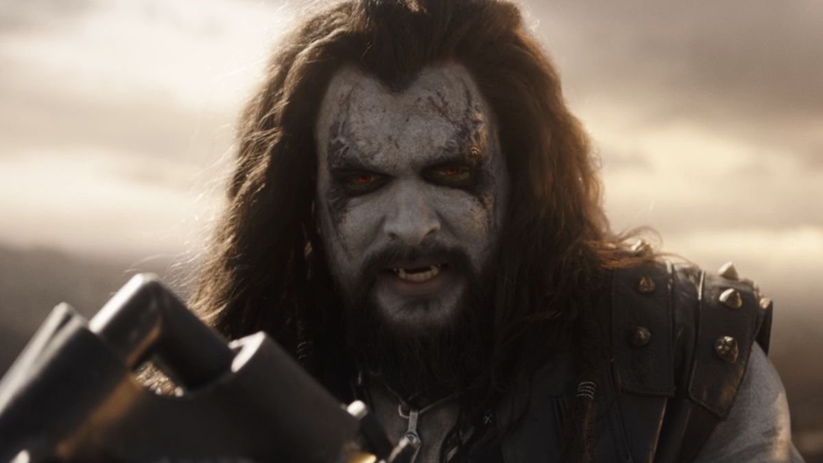 DC Comics Writer Ran A Motorcycle Over Jason Momoas Lobo While Laying Out Their Issues With Supergirl DC Comics Writer Ran A Motorcycle Over Jason Momoas Lobo While Laying Out Their Issues With Supergirl