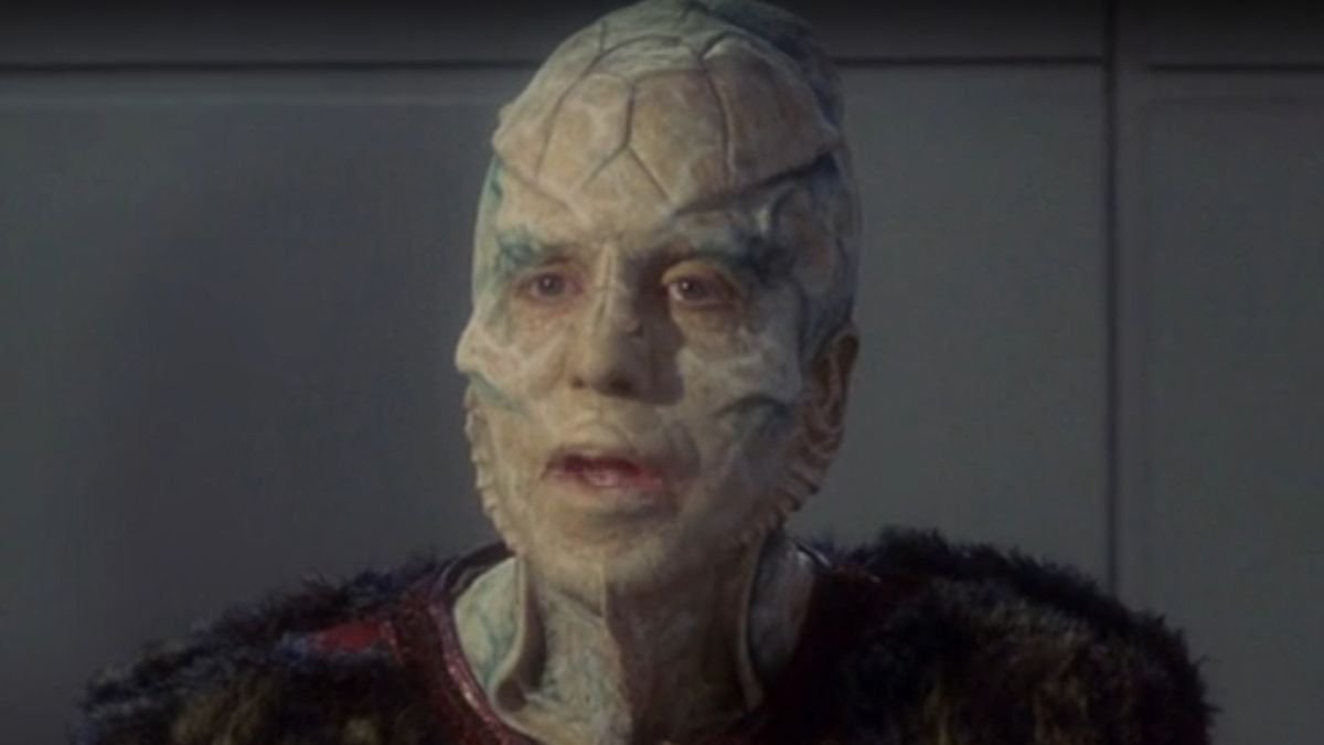 How Star Treks Whoopi Goldberg Hilariously Helped Tom Bergeron Land A Guest Role On Enterprise