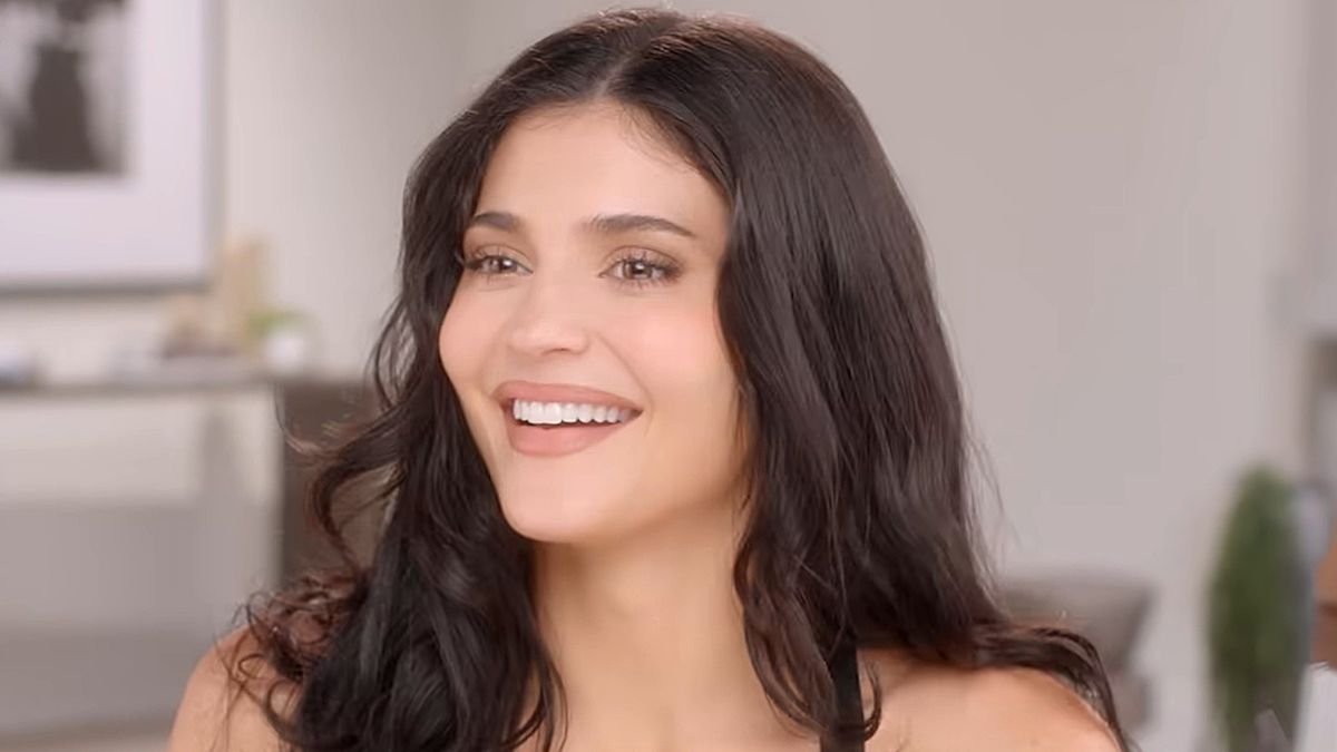 Kylie Jenner Sold Her House For An Incredible Amount Of Money (But It Was Still Millions Less Than She Wanted)