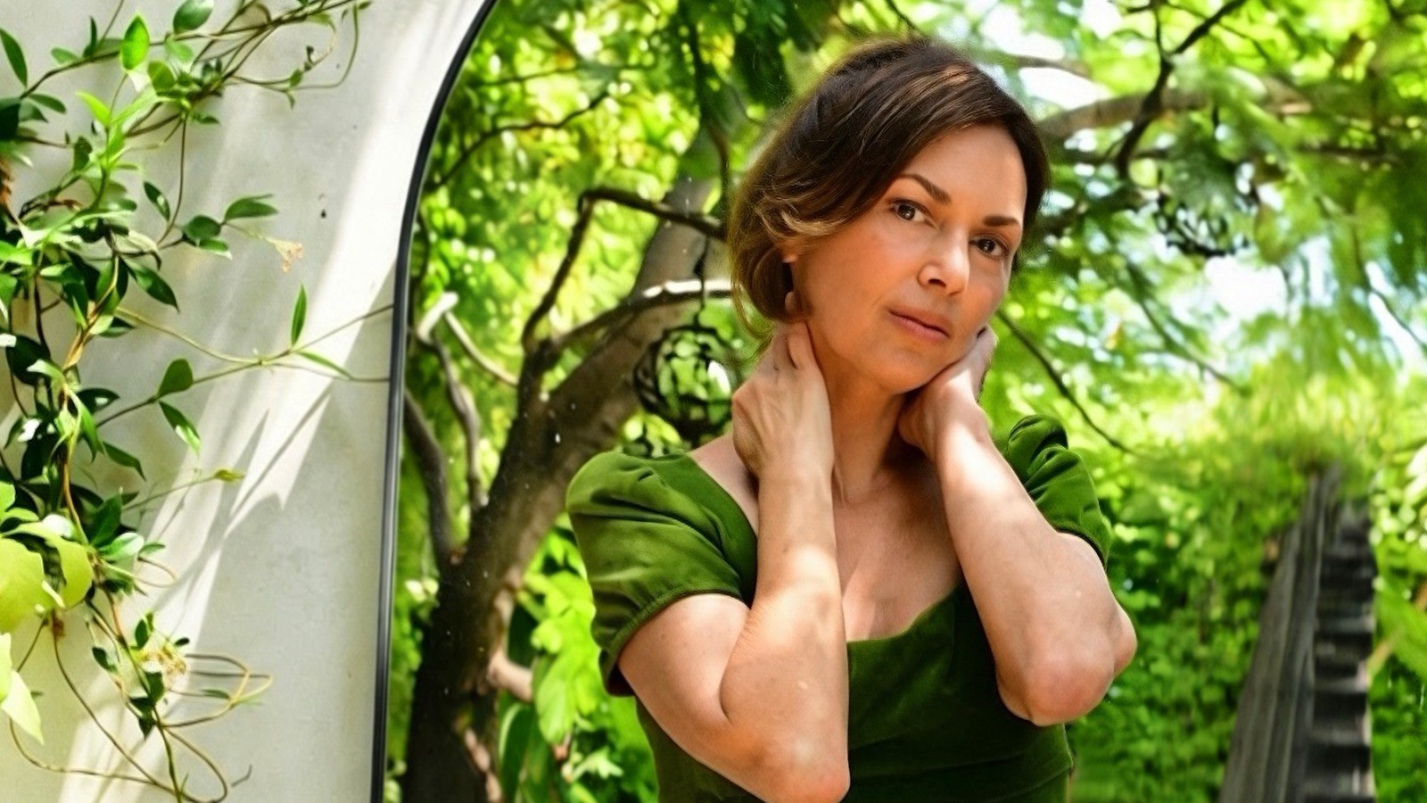 Susanna Hoffs Kept Notes on Her Rock Star Journey. Shes Ready to Tell the Story Susanna Hoffs Kept Notes on Her Rock Star Journey. Shes Ready to Tell the Story