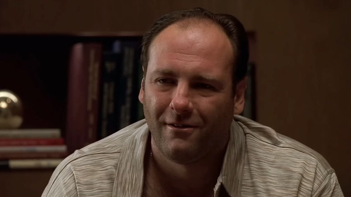 James Gandolfinis Sopranos Co-Star Gets Real About How Hard It Was For Him To Play Tony