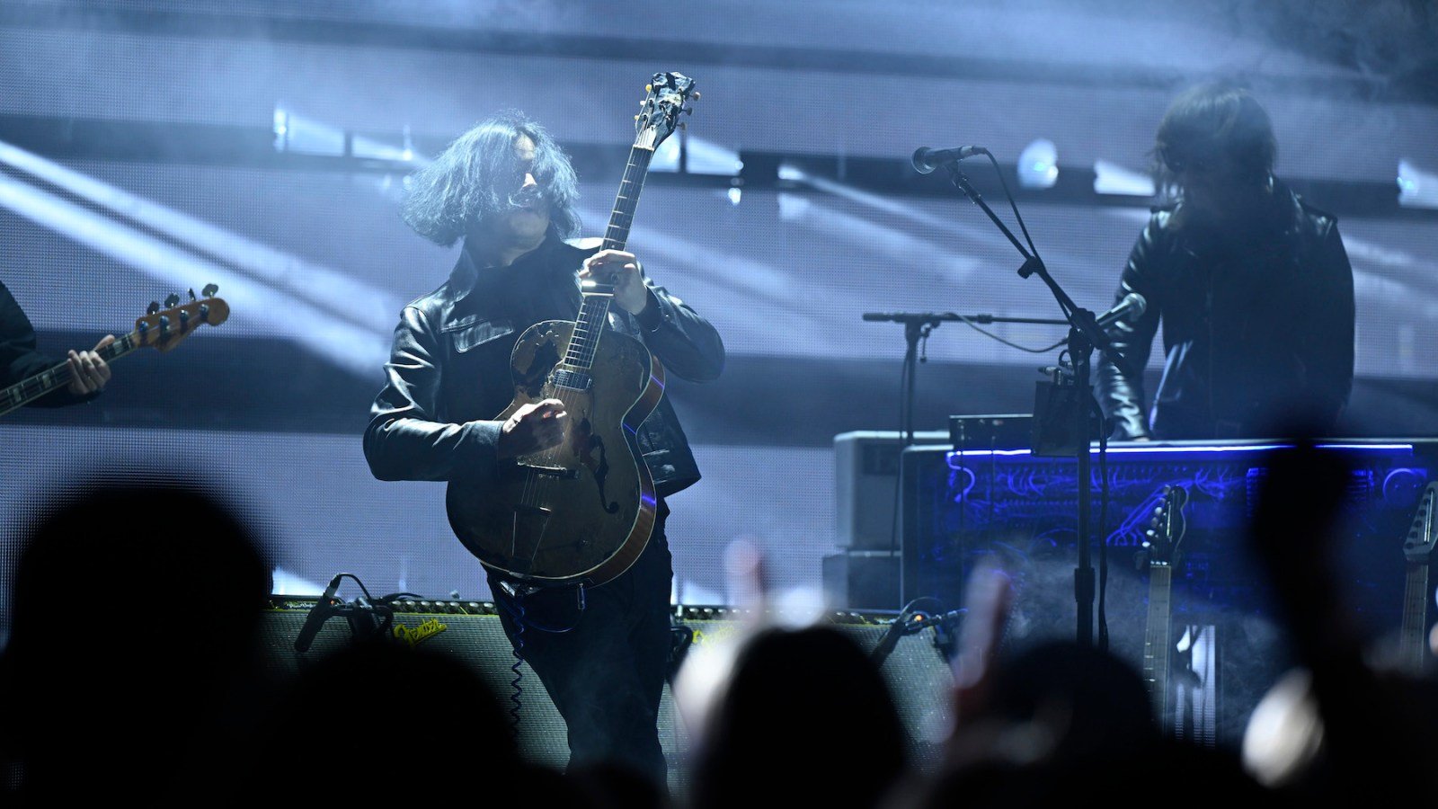 See the Raconteurs Reunite for First Time in Seven Years at Jack Whites Nashville Concert See the Raconteurs Reunite for First Time in Seven Years at Jack Whites Nashville Concert