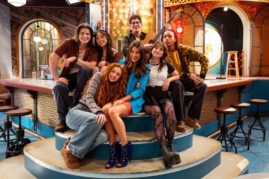 Hollywood Arts: Daniella Monet Spills on Trina & Robbies Reunion