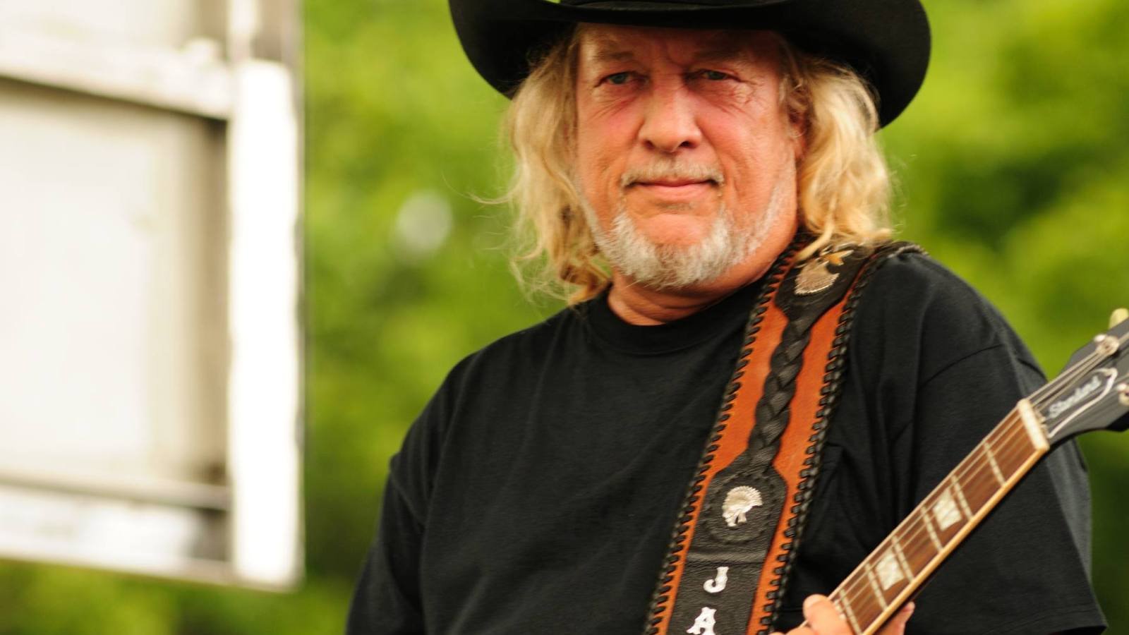 Tim McGraw, Blake Shelton, Riley Green Mourn John Anderson: This One Really Hurts